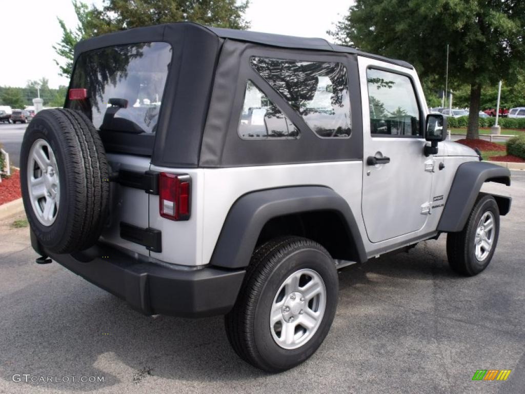 2010 Wrangler Sport 4x4 - Bright Silver Metallic / Dark Slate Gray/Medium Slate Gray photo #3