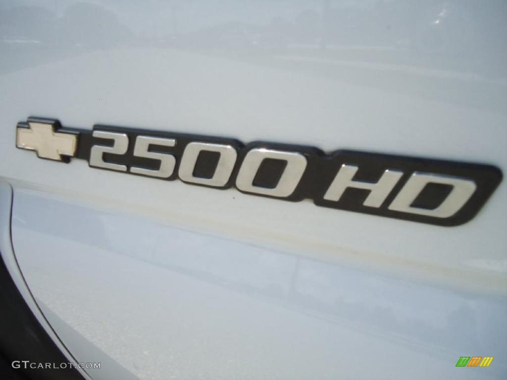 2004 Silverado 2500HD Extended Cab - Summit White / Dark Charcoal photo #24