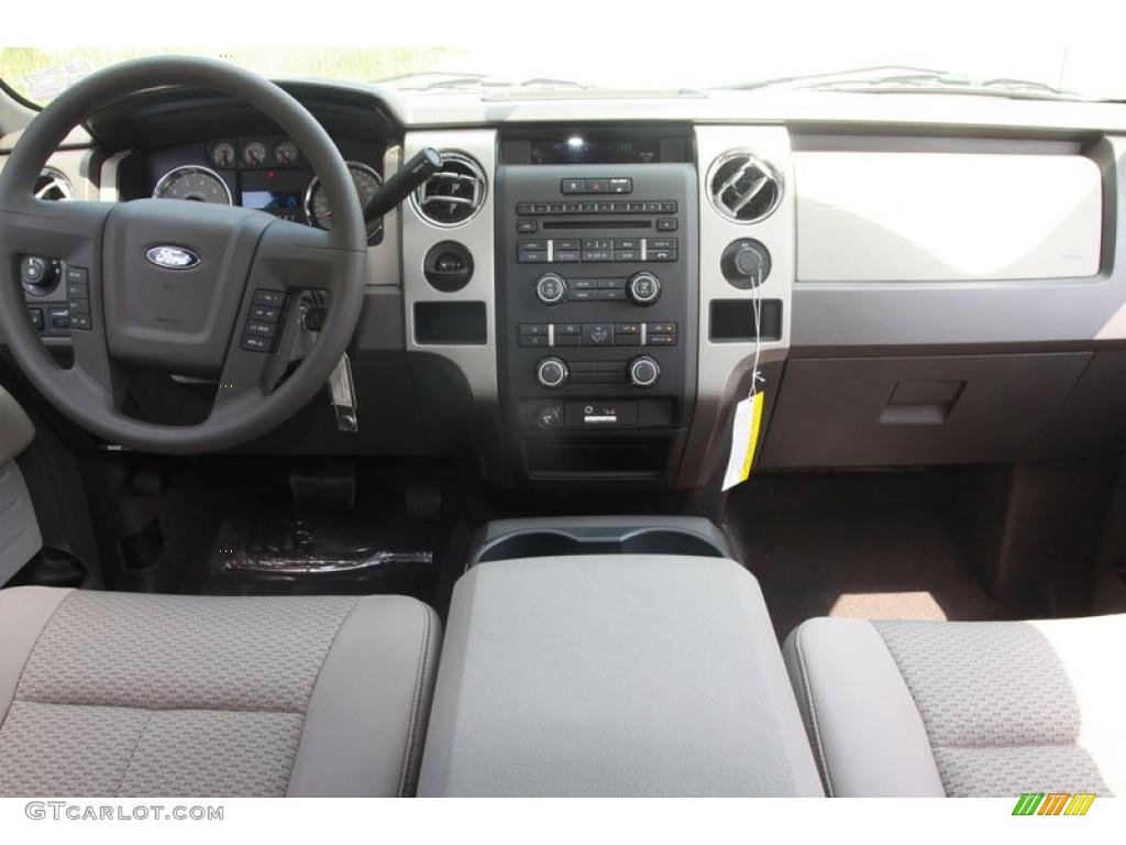 2010 F150 XLT SuperCrew - Sterling Grey Metallic / Medium Stone photo #14