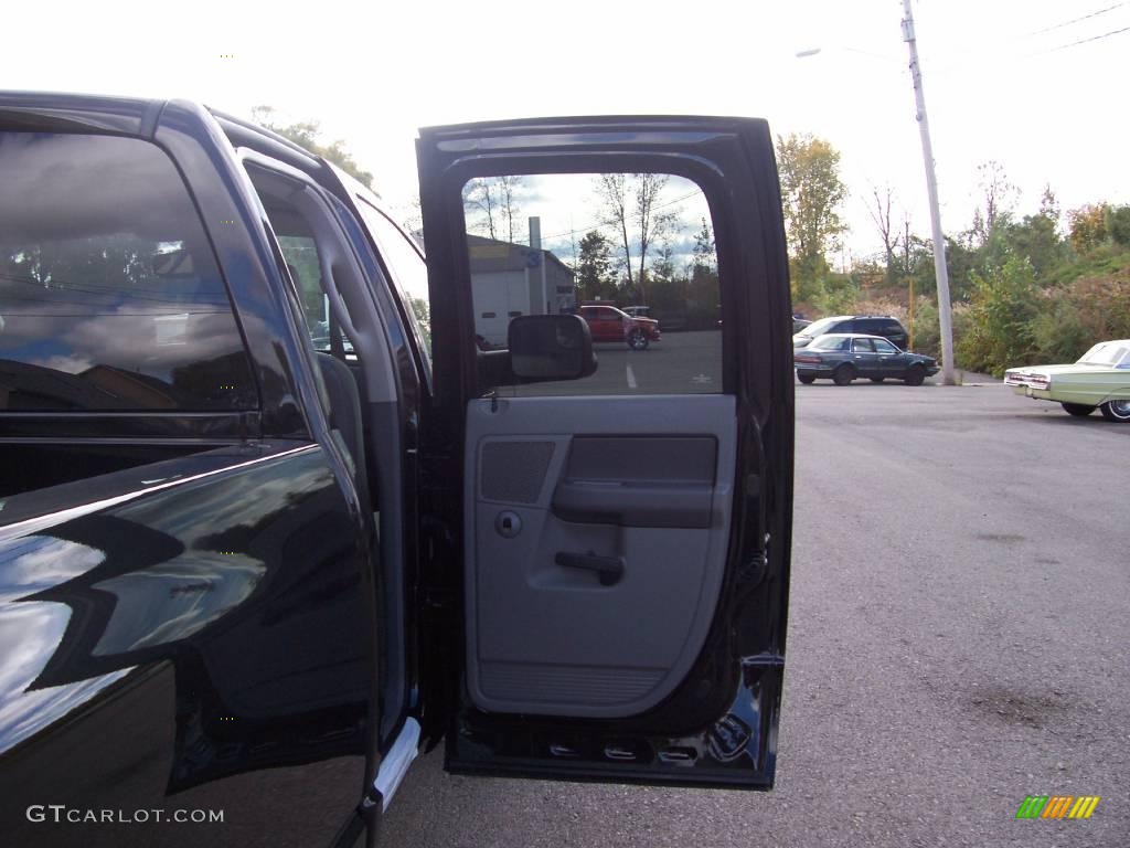 2009 Ram 2500 Big Horn Edition Quad Cab 4x4 - Brilliant Black Crystal Pearl / Medium Slate Gray photo #21