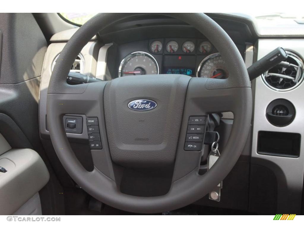 2010 F150 XLT SuperCrew - Dark Blue Pearl Metallic / Medium Stone photo #15