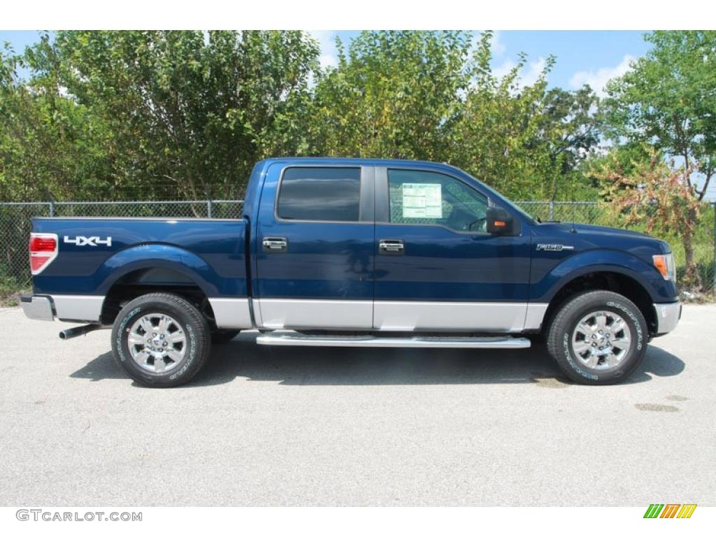 2010 F150 XLT SuperCrew 4x4 - Dark Blue Pearl Metallic / Medium Stone photo #2