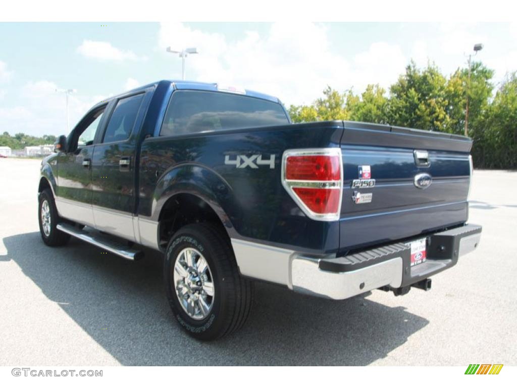 2010 F150 XLT SuperCrew 4x4 - Dark Blue Pearl Metallic / Medium Stone photo #12