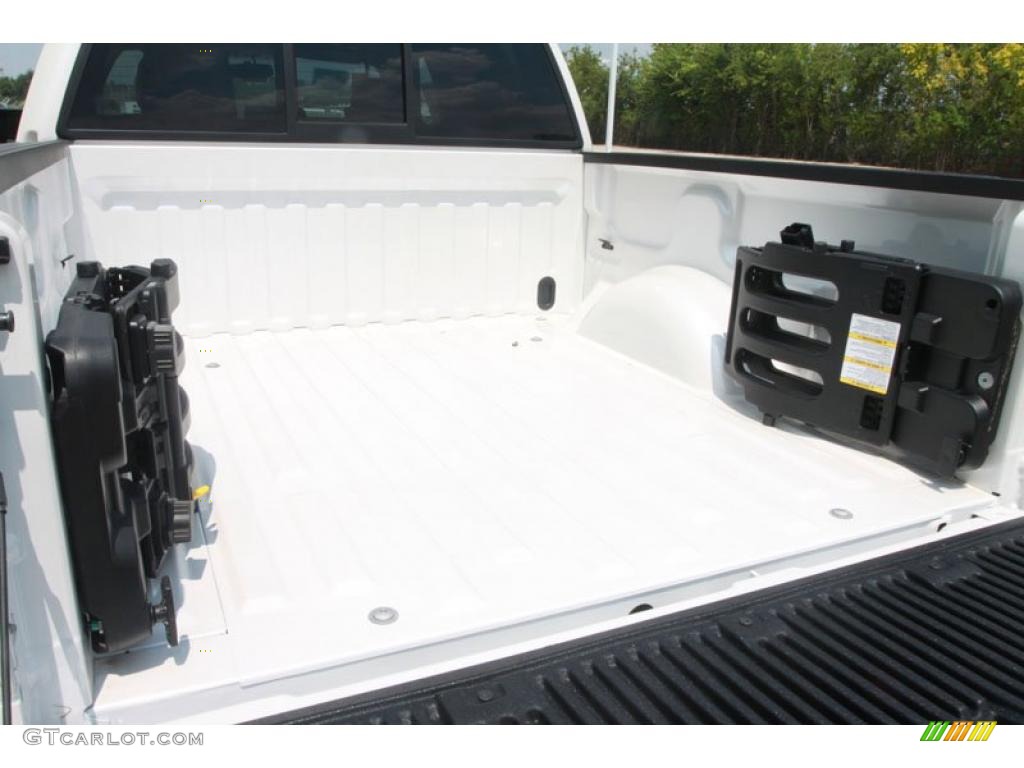 2010 F150 Lariat SuperCrew 4x4 - Ingot Silver Metallic / Black photo #12