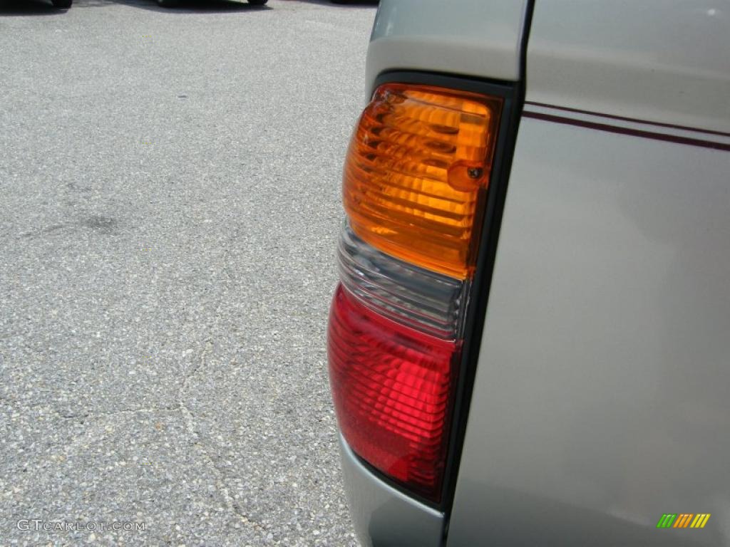 2004 Tacoma V6 PreRunner Double Cab - Lunar Mist Metallic / Charcoal photo #10