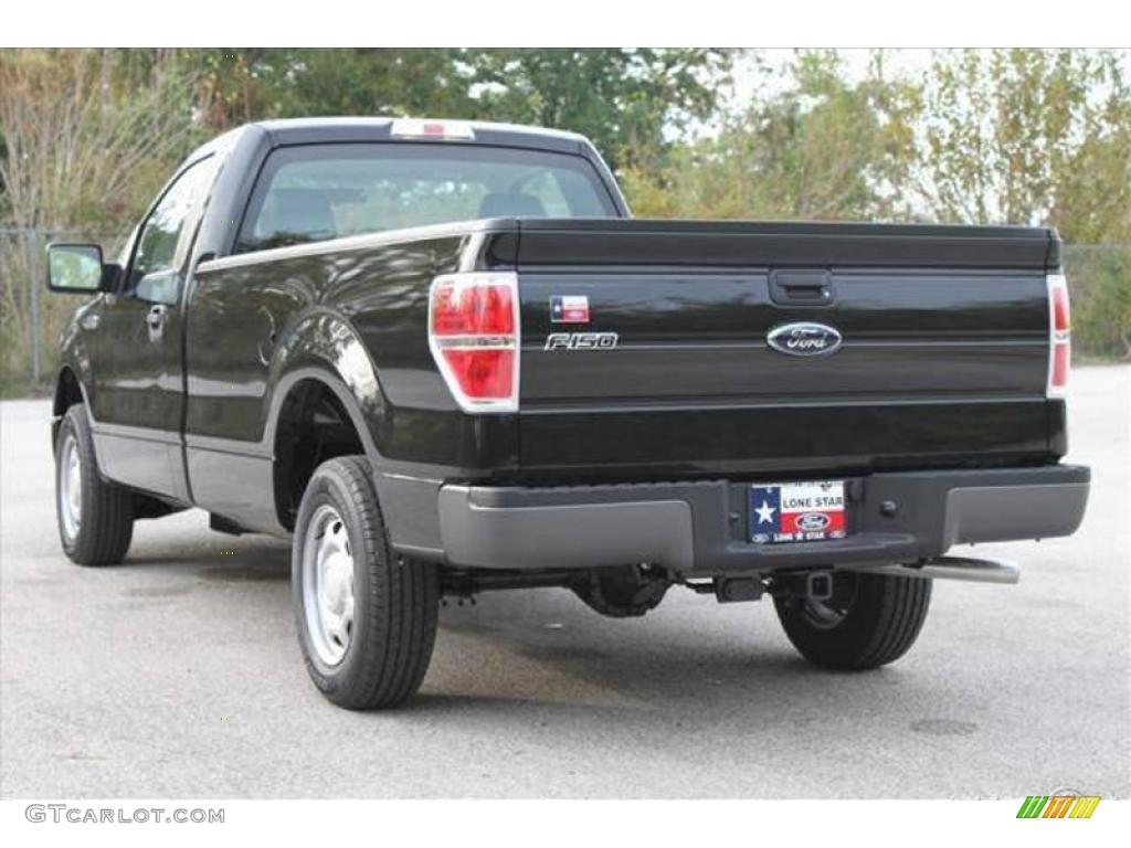 2010 F150 XL Regular Cab - Tuxedo Black / Medium Stone photo #6