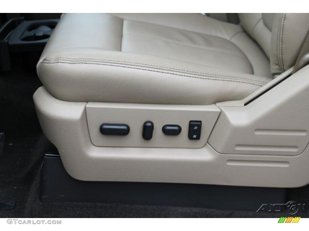 2010 F150 Lariat SuperCrew - Tuxedo Black / Tan photo #21