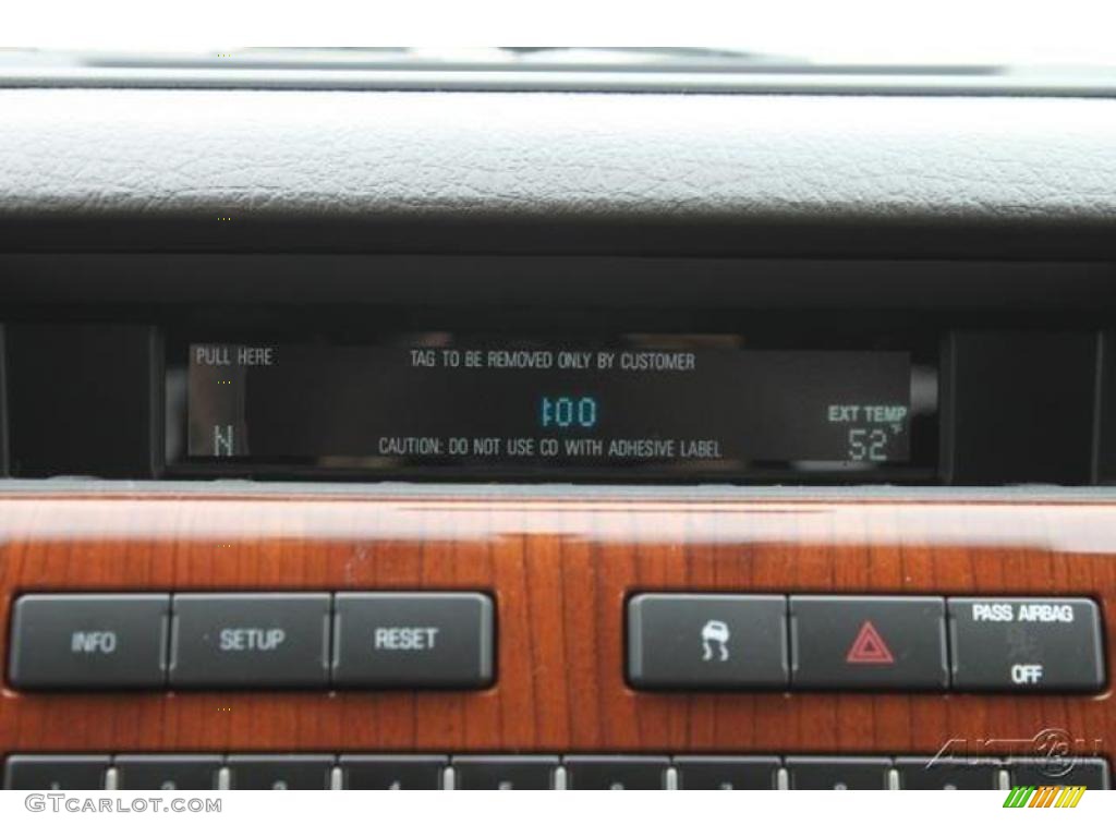 2010 F150 Lariat SuperCrew - Tuxedo Black / Tan photo #25