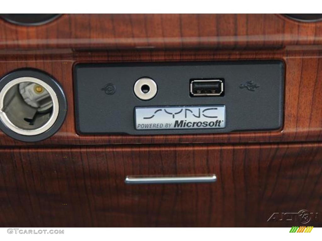 2010 F150 Lariat SuperCrew - Tuxedo Black / Tan photo #28