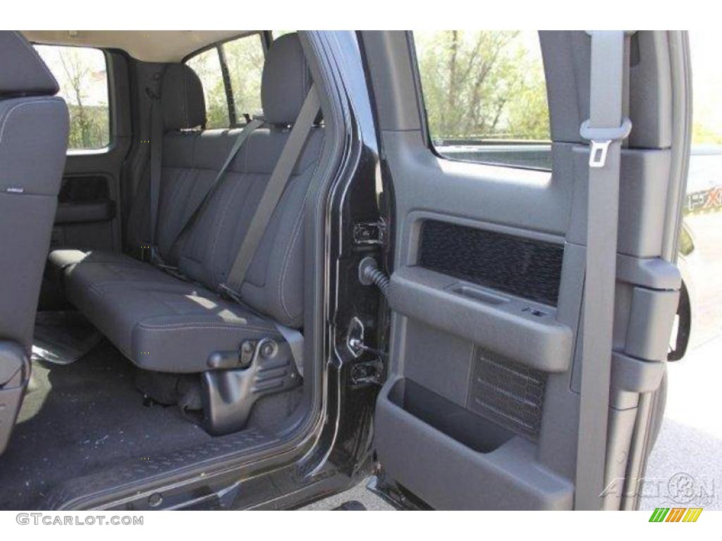 2010 F150 FX2 SuperCab - Tuxedo Black / Black photo #18