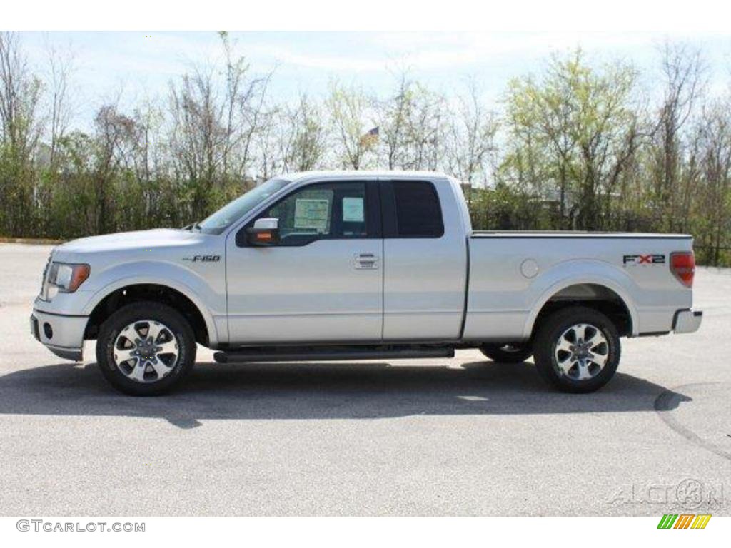 2010 F150 XL SuperCab - Ingot Silver Metallic / Black photo #5