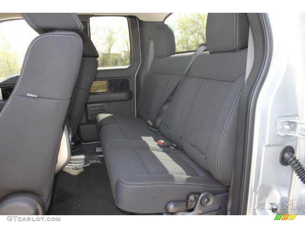 2010 F150 XL SuperCab - Ingot Silver Metallic / Black photo #19