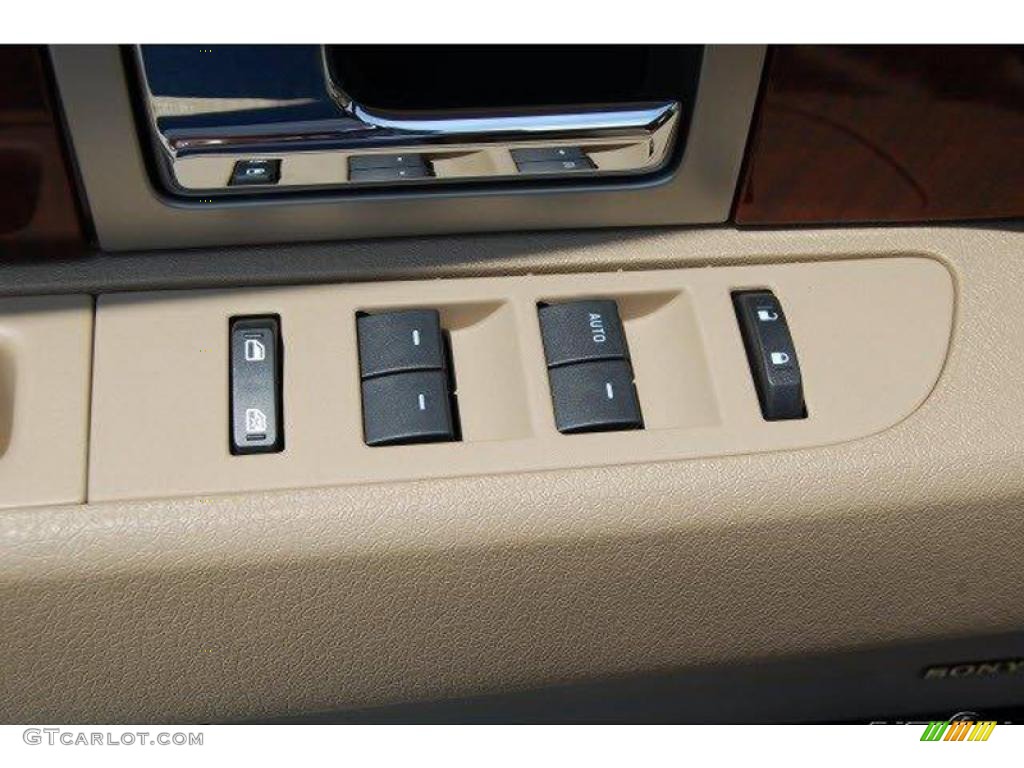 2010 F150 King Ranch SuperCrew - Tuxedo Black / Chapparal Leather photo #10