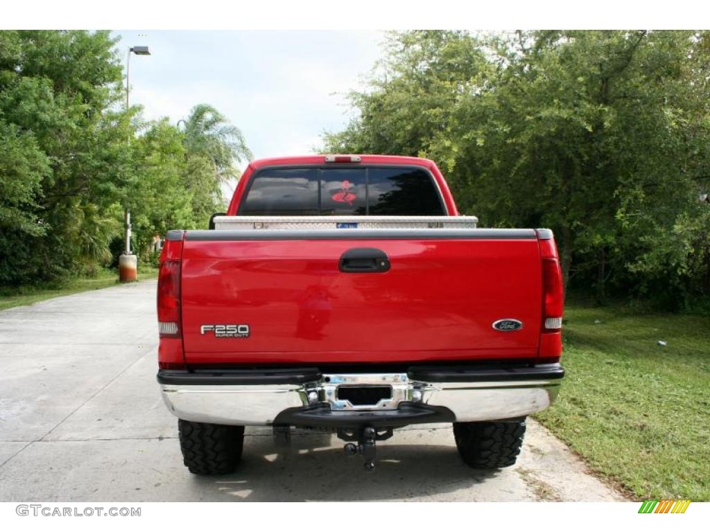 2000 F250 Super Duty Lariat Extended Cab 4x4 - Red / Medium Parchment photo #8