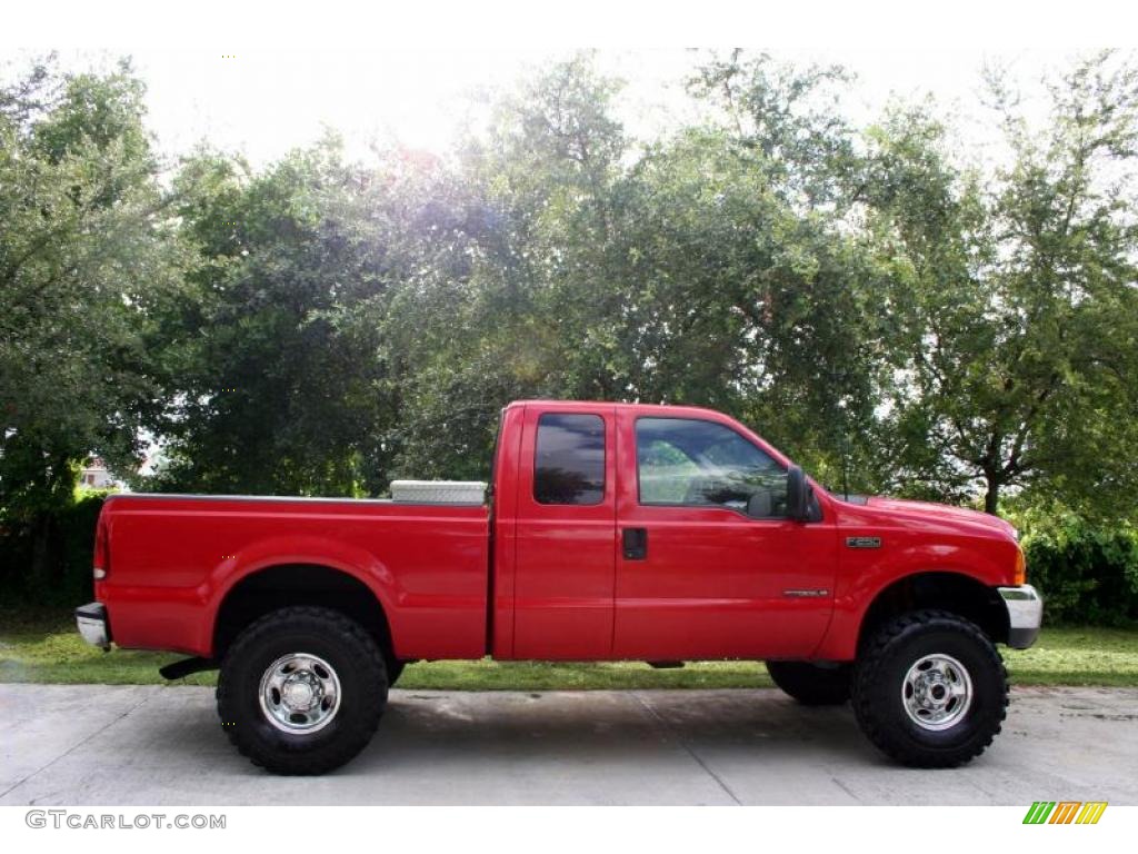 2000 F250 Super Duty Lariat Extended Cab 4x4 - Red / Medium Parchment photo #10