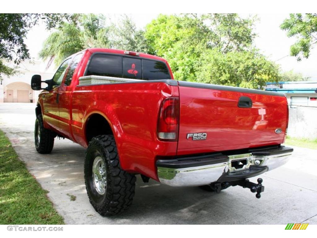 2000 F250 Super Duty Lariat Extended Cab 4x4 - Red / Medium Parchment photo #17