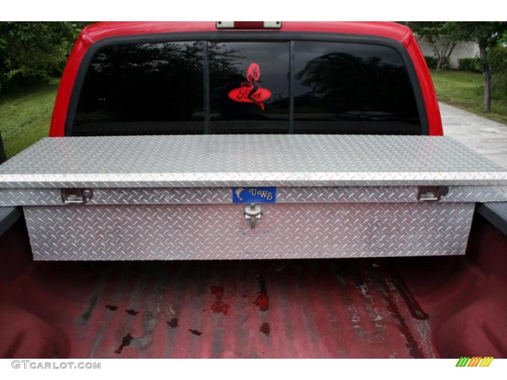 2000 F250 Super Duty Lariat Extended Cab 4x4 - Red / Medium Parchment photo #91