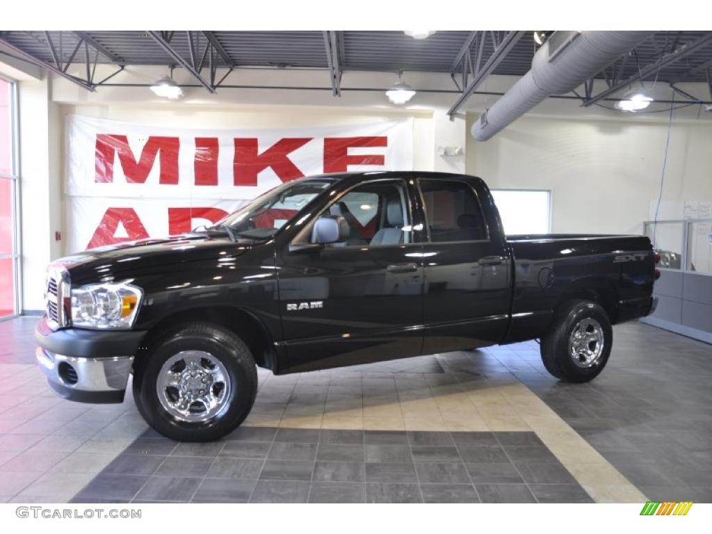 Brilliant Black Crystal Pearl Dodge Ram 1500