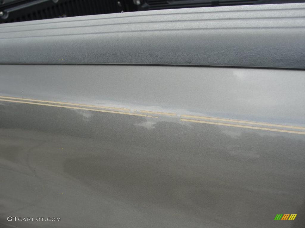 2006 Tundra SR5 Access Cab - Phantom Gray Pearl / Light Charcoal photo #19