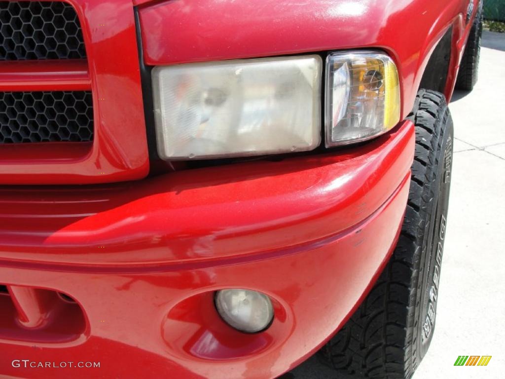 2001 Ram 1500 Sport Club Cab 4x4 - Flame Red / Agate photo #10