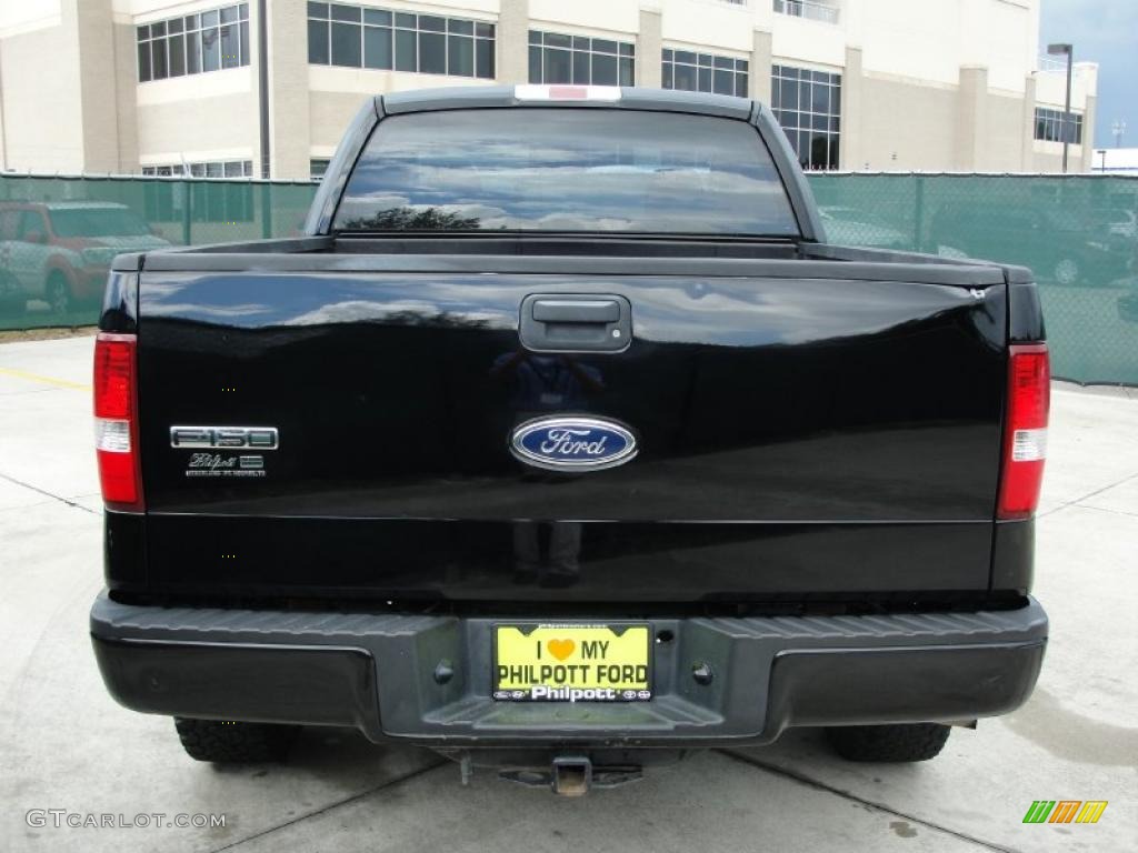 2005 F150 STX SuperCab 4x4 - Black / Medium Flint Grey photo #4