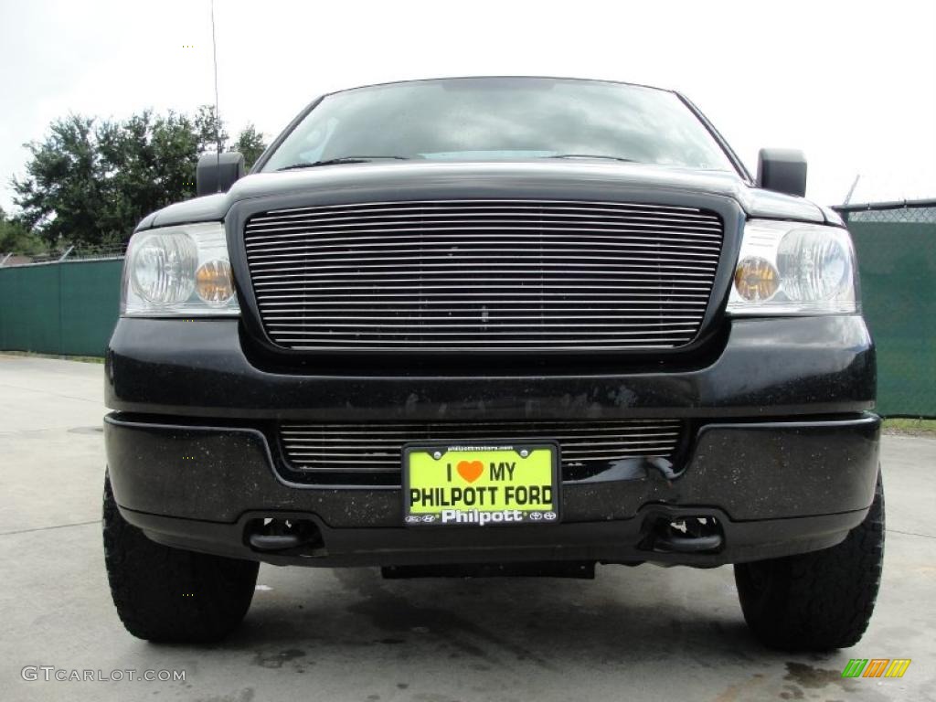 2005 F150 STX SuperCab 4x4 - Black / Medium Flint Grey photo #9