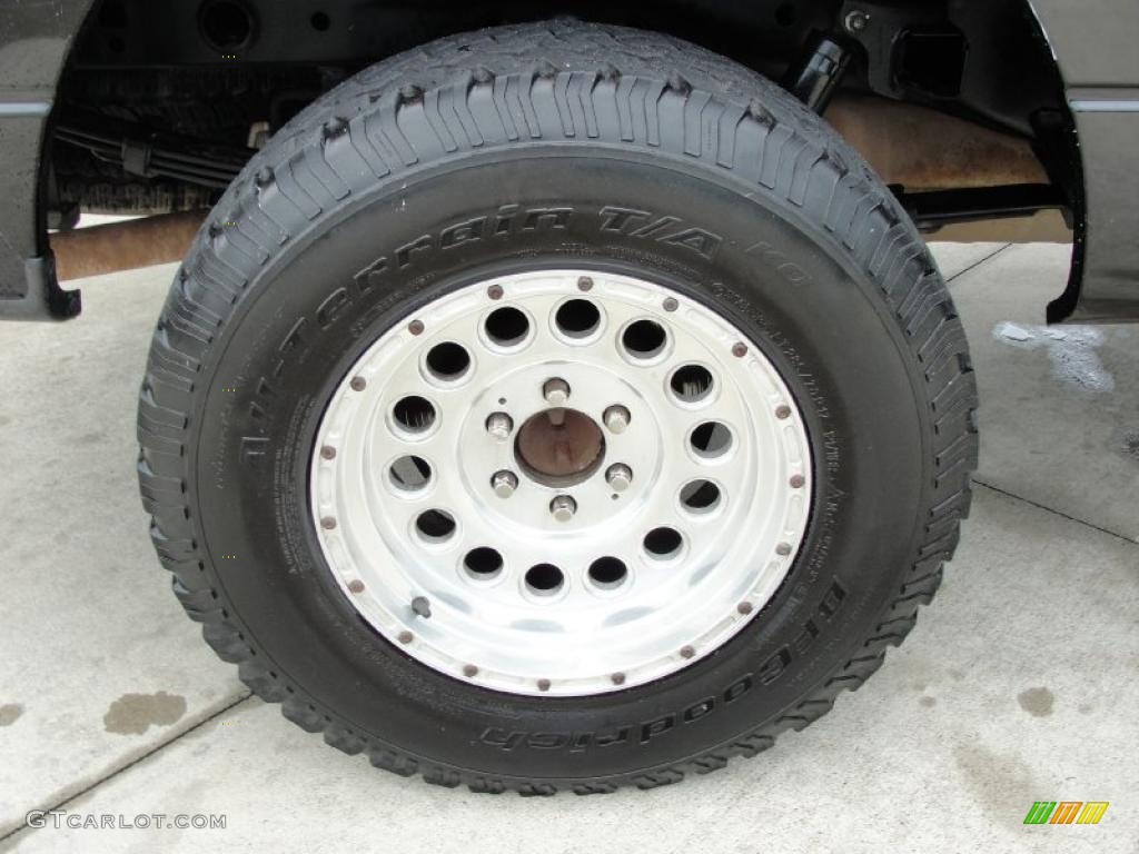 2005 F150 STX SuperCab 4x4 - Black / Medium Flint Grey photo #15