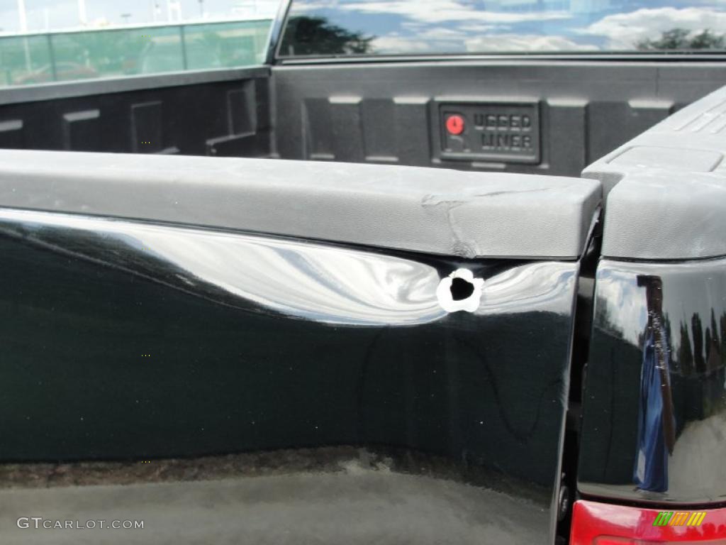 2005 F150 STX SuperCab 4x4 - Black / Medium Flint Grey photo #21
