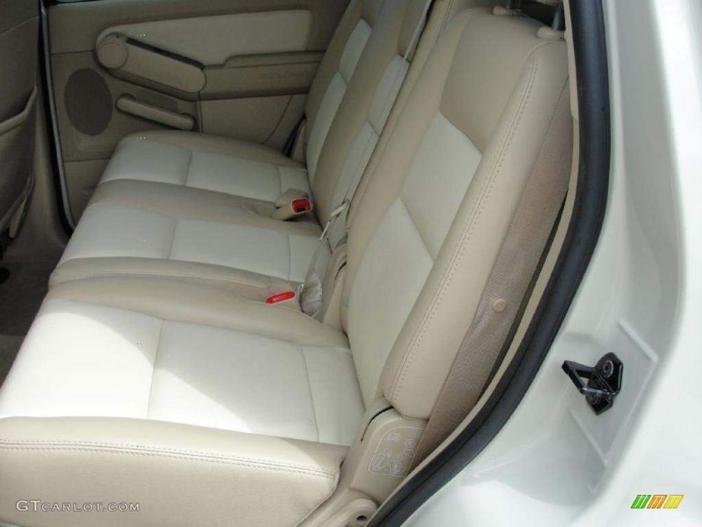 2006 Explorer Limited - Cashmere Tri-Coat / Camel photo #32