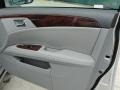 Classic Silver Metallic - Avalon XLS Photo No. 25