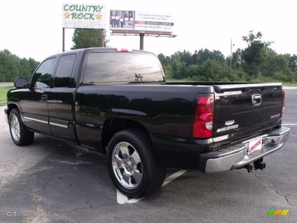 2005 Silverado 1500 LT Extended Cab - Black / Dark Charcoal photo #5