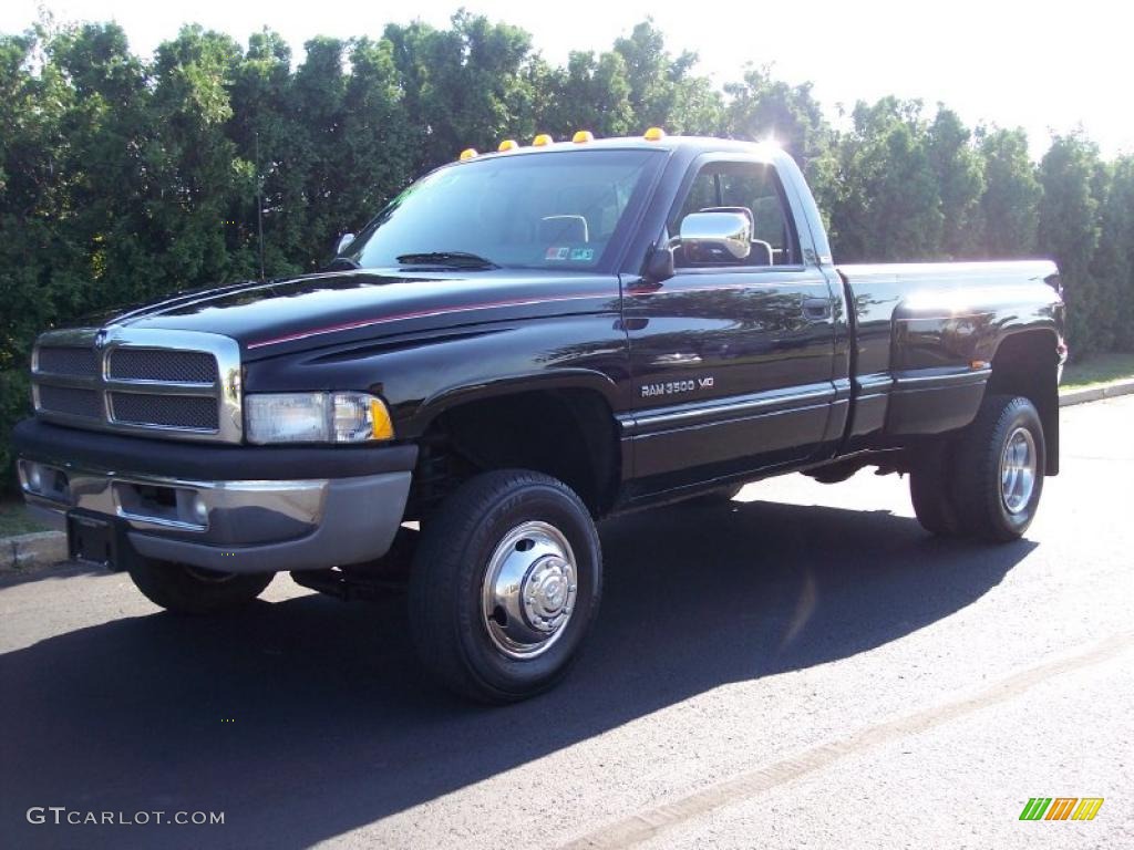 1997 Ram 3500 Laramie Regular Cab 4x4 Dually - Black / Gray photo #2