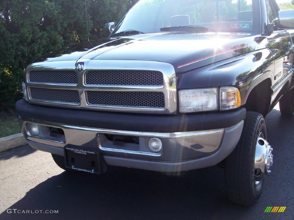 1997 Ram 3500 Laramie Regular Cab 4x4 Dually - Black / Gray photo #12