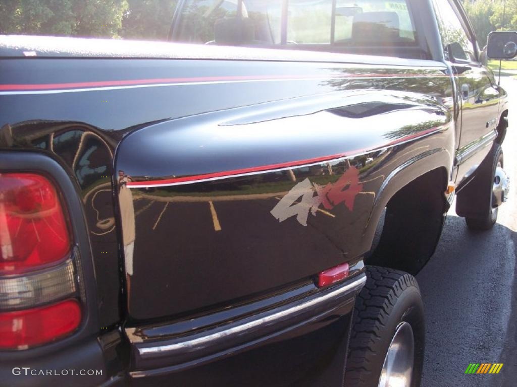 1997 Ram 3500 Laramie Regular Cab 4x4 Dually - Black / Gray photo #22