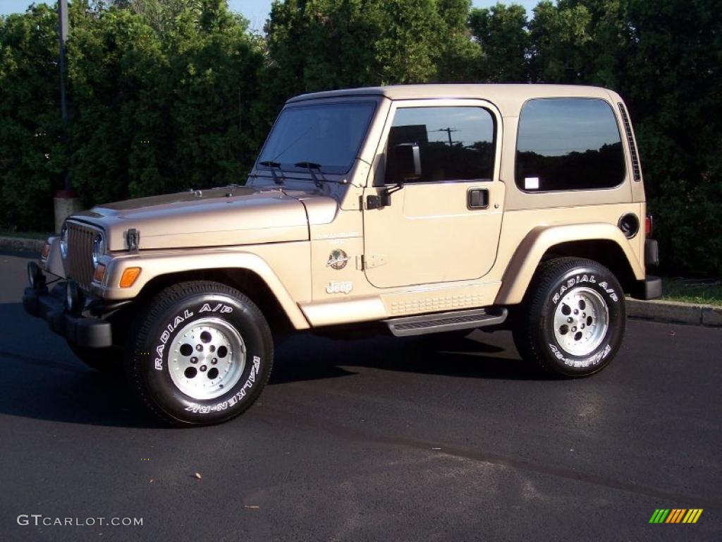 1999 Wrangler Sahara 4x4 - Desert Sand Pearlcoat / Camel/Dark Green photo #1