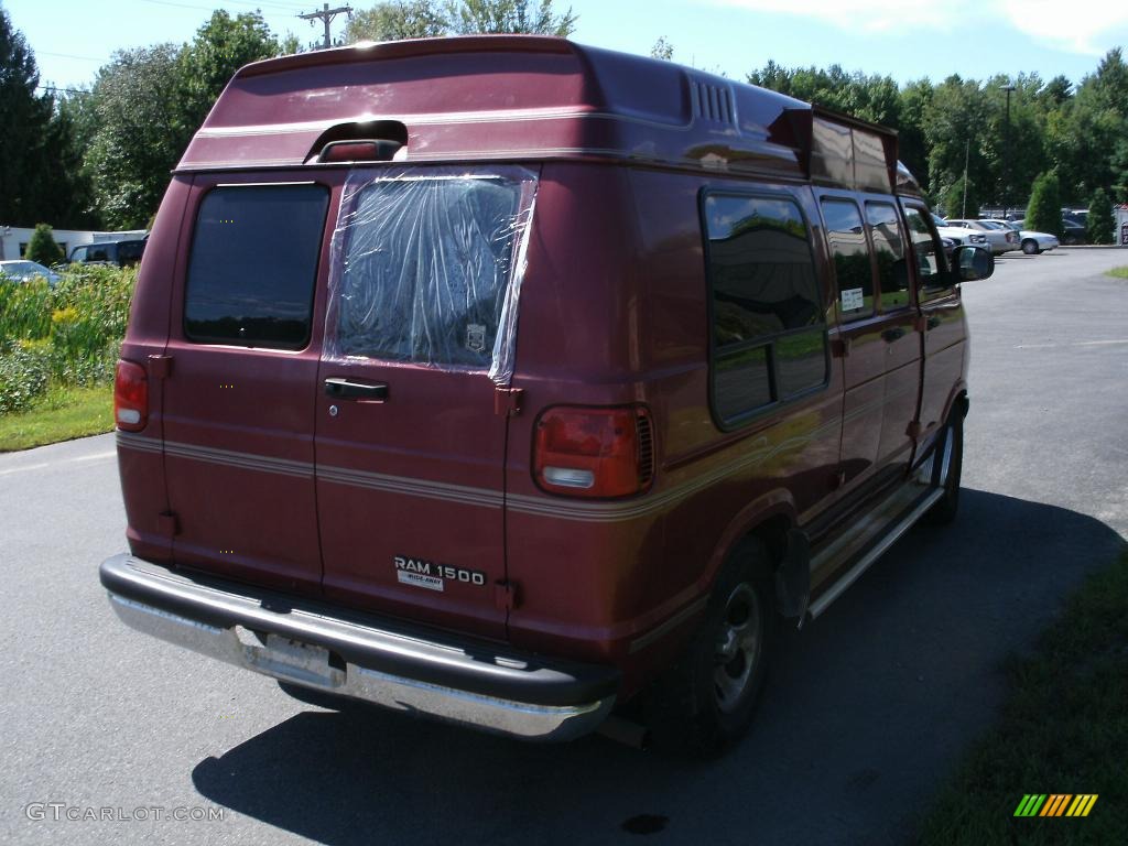 2003 Ram Van 1500 Passenger Conversion - Director Red Metallic / Sandstone photo #7