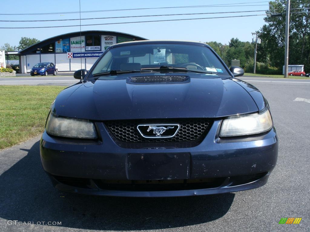 2001 Mustang V6 Convertible - True Blue Metallic / Medium Parchment photo #2