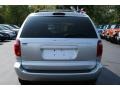 Bright Silver Metallic - Caravan SXT Photo No. 20