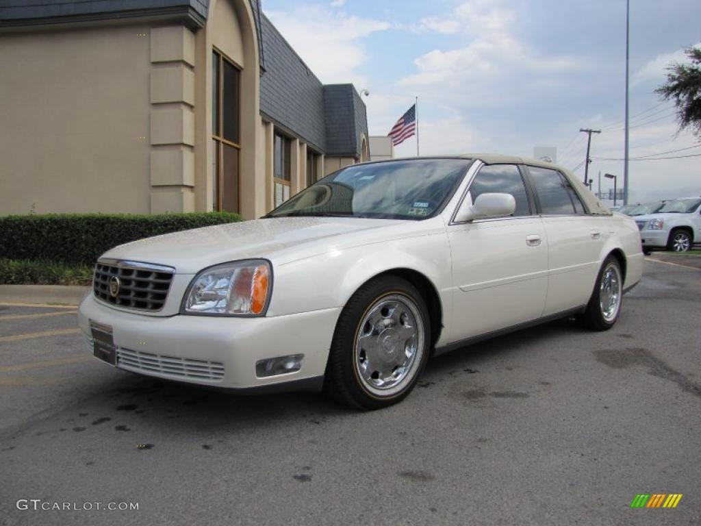 2002 DeVille DHS - White Diamond Pearl / Oatmeal photo #3