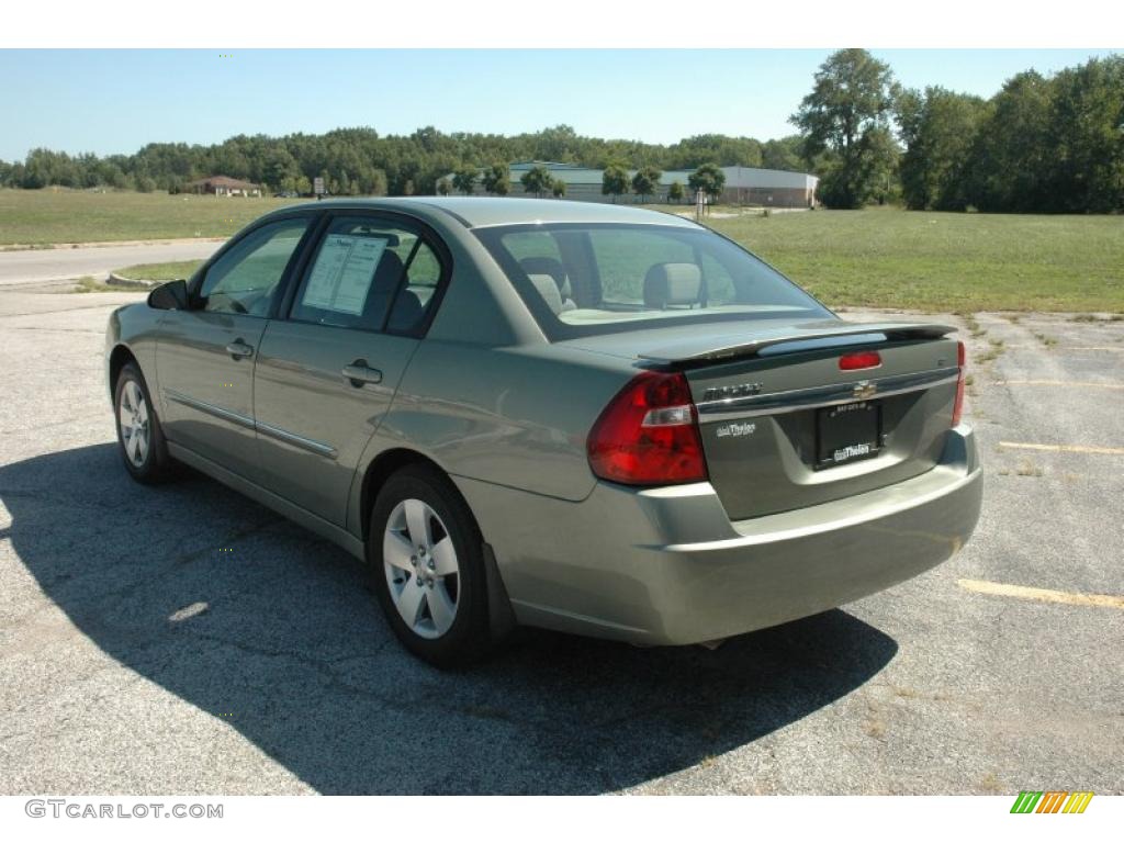 2006 Malibu LT Sedan - Silver Green Metallic / Cashmere Beige photo #4