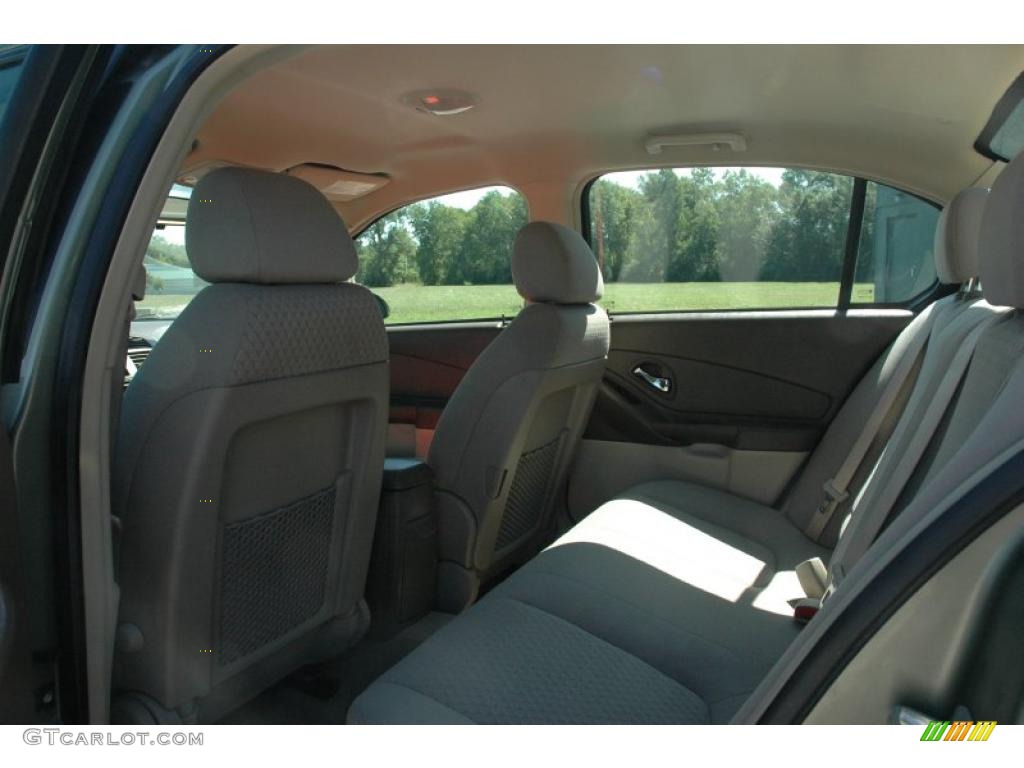 2006 Malibu LT Sedan - Silver Green Metallic / Cashmere Beige photo #12