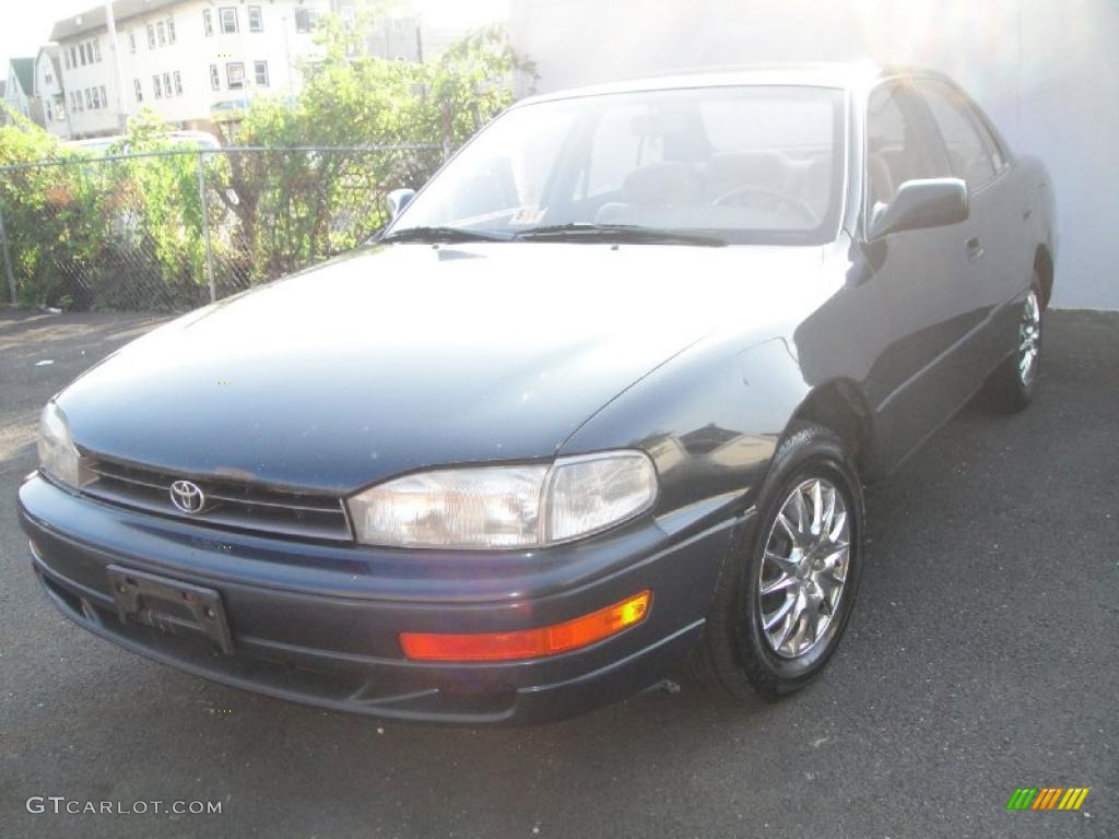 1994 Camry LE Sedan - Dark Emerald Pearl / Gray photo #1
