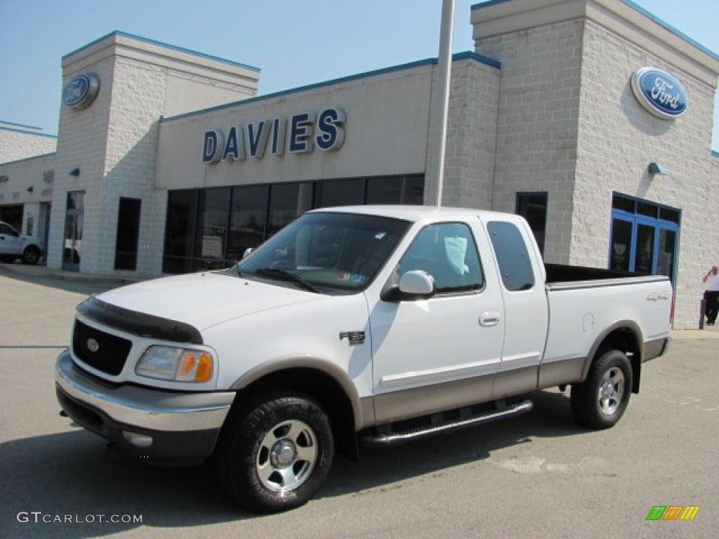 2002 F150 XLT SuperCab 4x4 - Oxford White / Medium Parchment photo #1