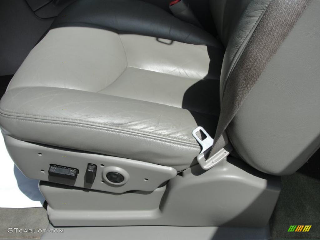 2003 Silverado 1500 LT Extended Cab - Summit White / Tan photo #35