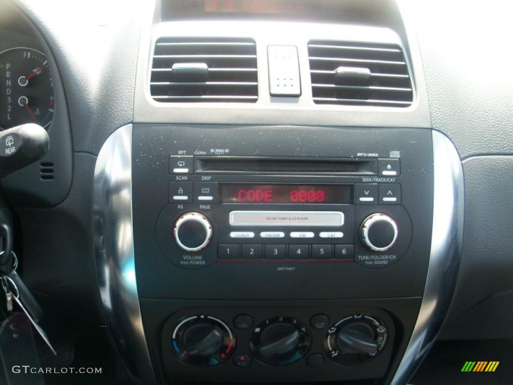 2007 SX4 Convenience AWD - Black Onyx Pearl / Black photo #4
