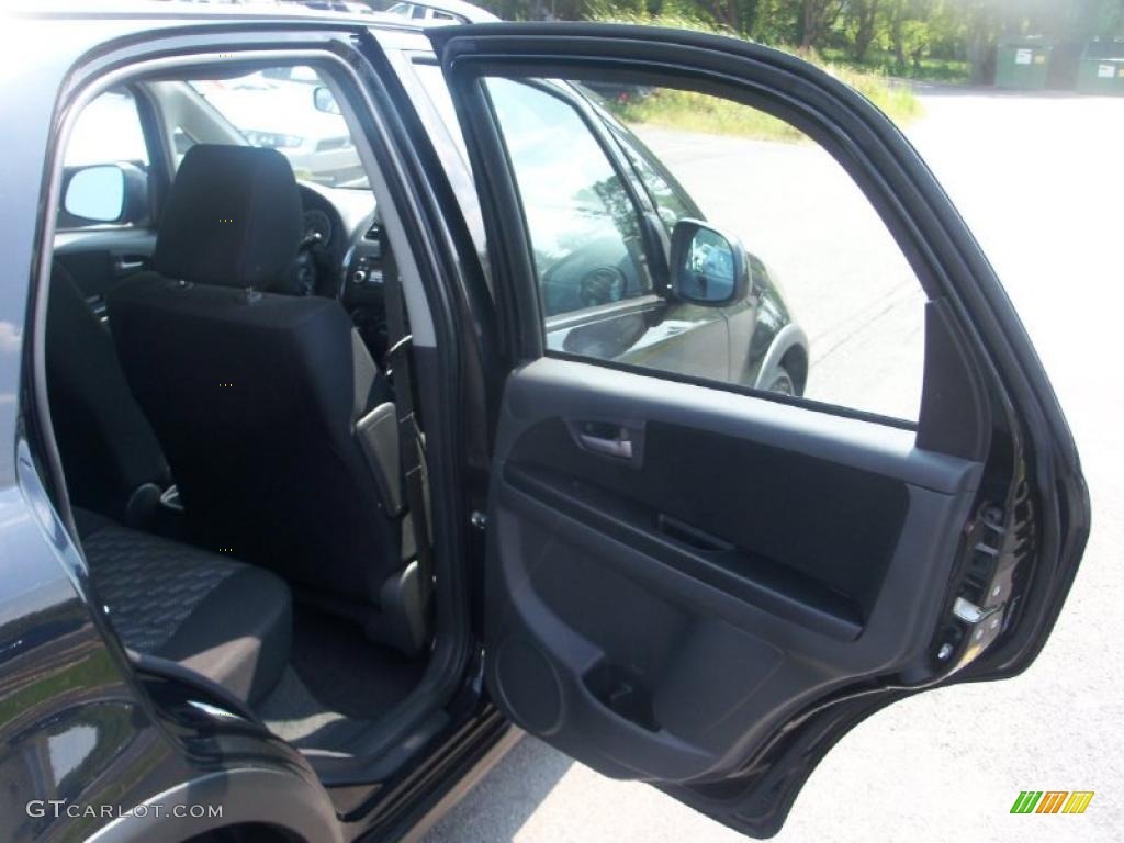 2007 SX4 Convenience AWD - Black Onyx Pearl / Black photo #19