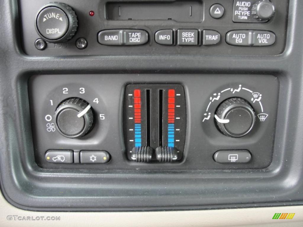 2004 Silverado 1500 LS Crew Cab - Dark Green Metallic / Tan photo #30