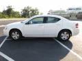 Stone White - Avenger SXT Photo No. 4