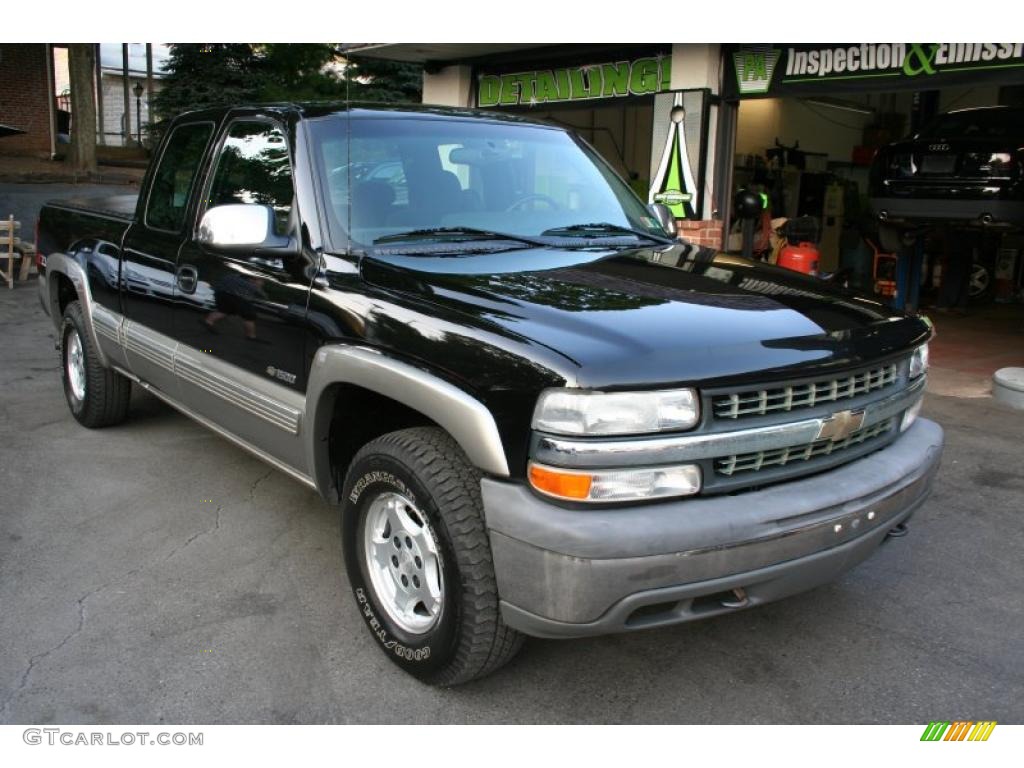 2002 Silverado 1500 LS Extended Cab 4x4 - Onyx Black / Graphite Gray photo #8