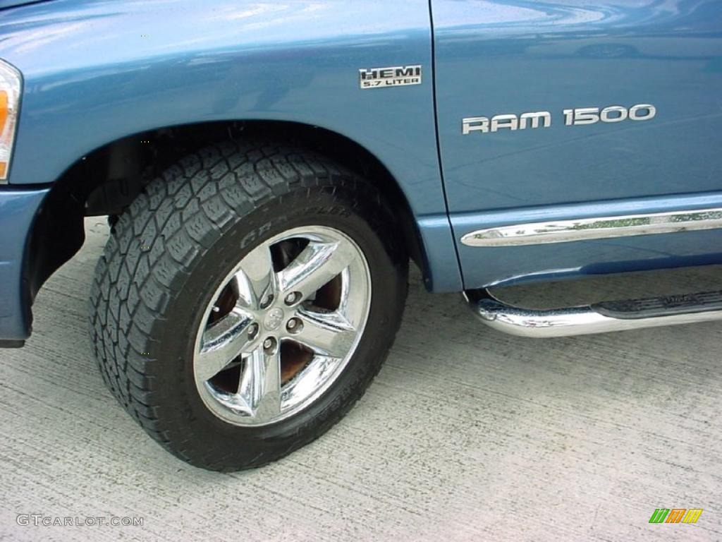 2006 Ram 1500 Laramie Quad Cab - Atlantic Blue Pearl / Medium Slate Gray photo #30